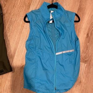 Oiselle vest